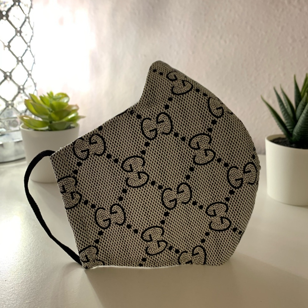 Re-useable Mask